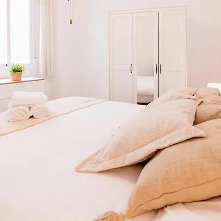 Plaza De La Merced Historic Center Apartment *